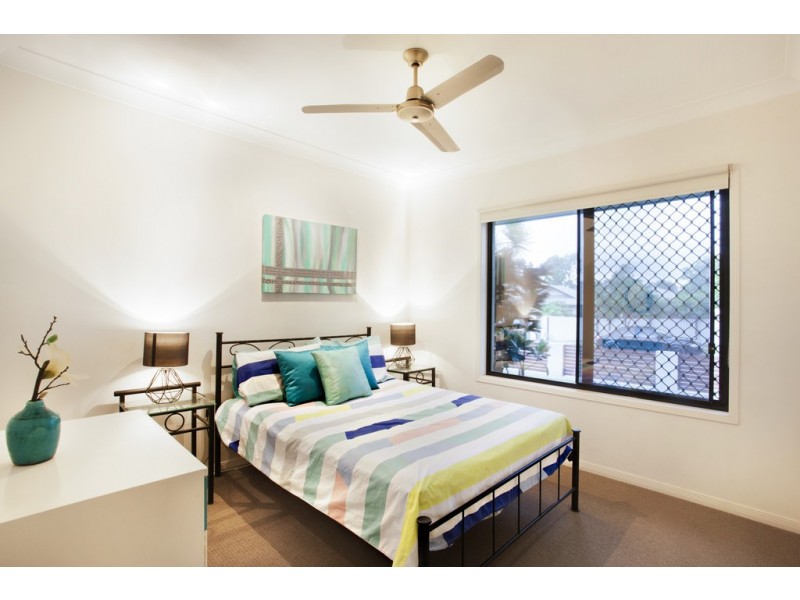 10 Pincally Cres, Ormeau QLD 4208