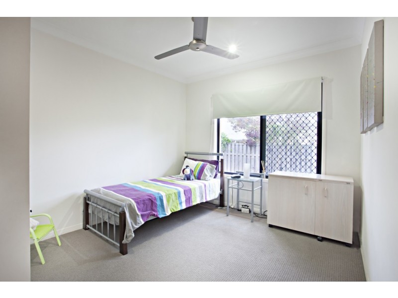 10 Pincally Cres, Ormeau QLD 4208