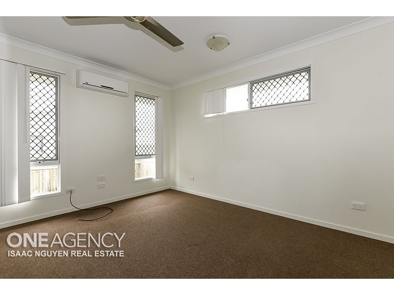 40 Brock Dr, Springfield Lakes QLD 4300