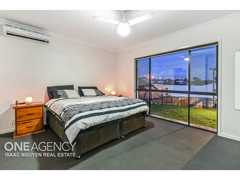 13 Penglase Place, Doolandella QLD 4077
