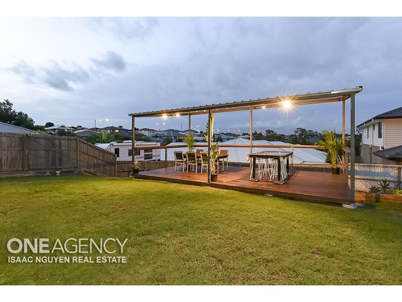 13 Penglase Place, Doolandella QLD 4077