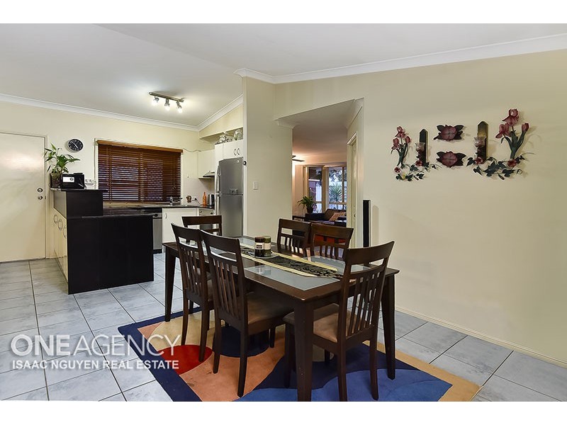 23 Starr Street, Forest Lake QLD 4078