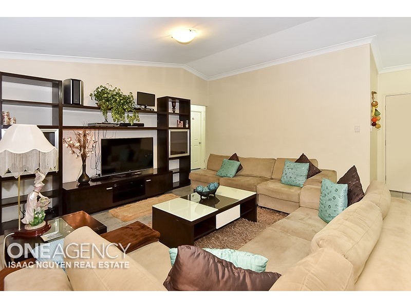 23 Starr Street, Forest Lake QLD 4078