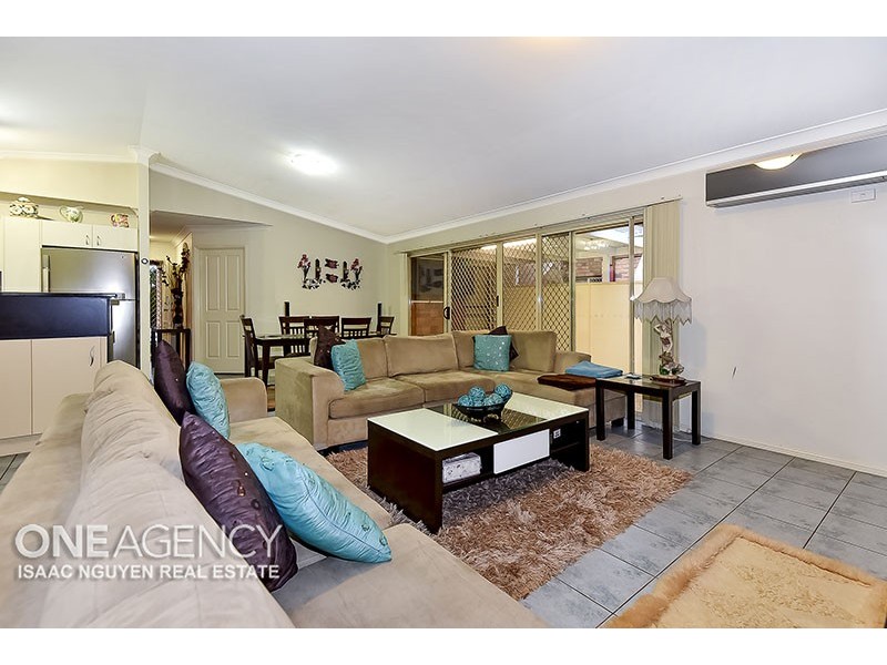 23 Starr Street, Forest Lake QLD 4078