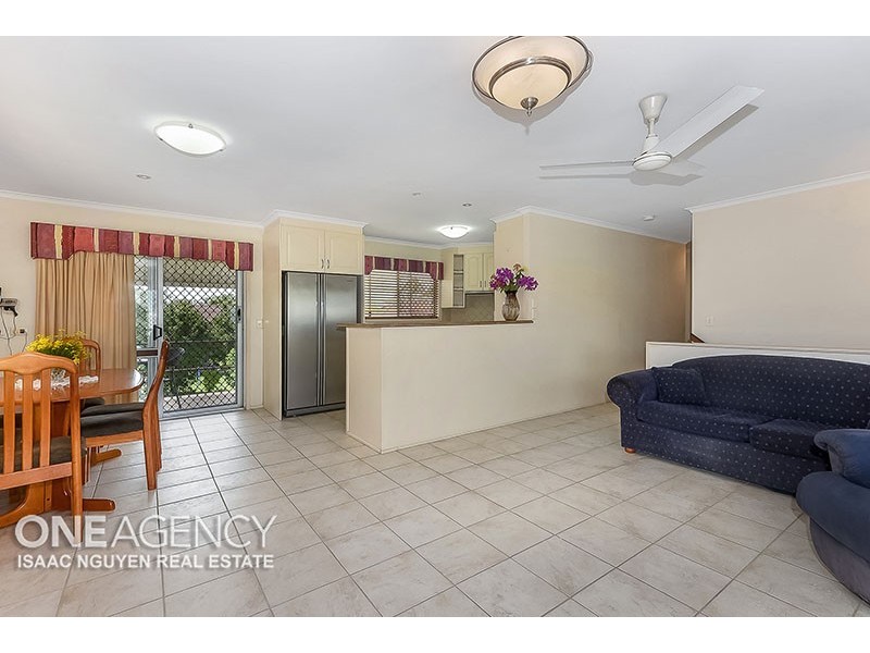 42 Tinaroo St, Durack QLD 4077
