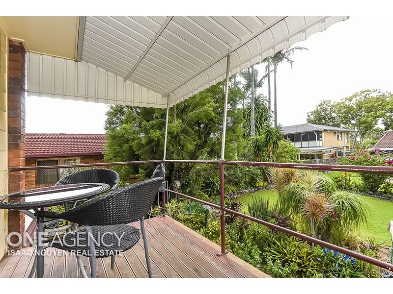 42 Tinaroo St, Durack QLD 4077