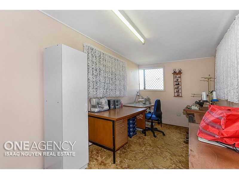 42 Tinaroo St, Durack QLD 4077