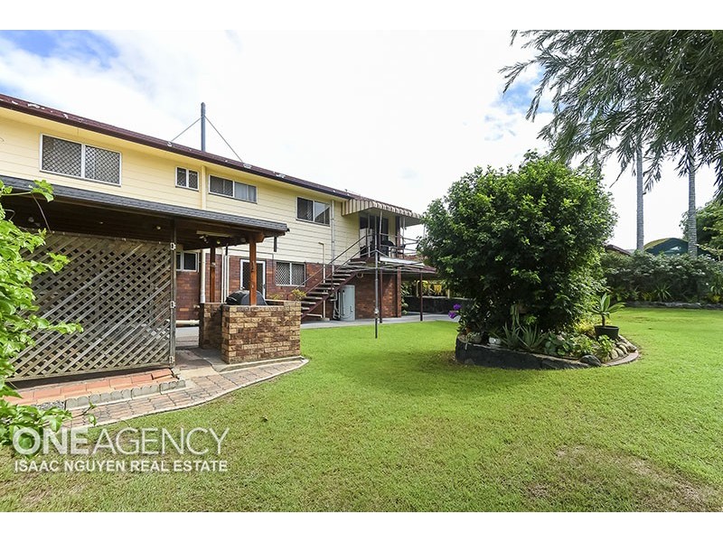 42 Tinaroo St, Durack QLD 4077