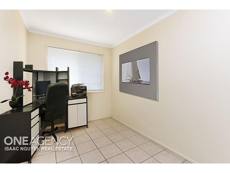 10/17 Gibbs St, Churchill QLD 4305