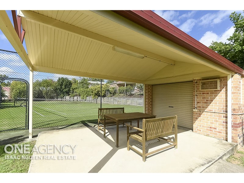 10/17 Gibbs St, Churchill QLD 4305