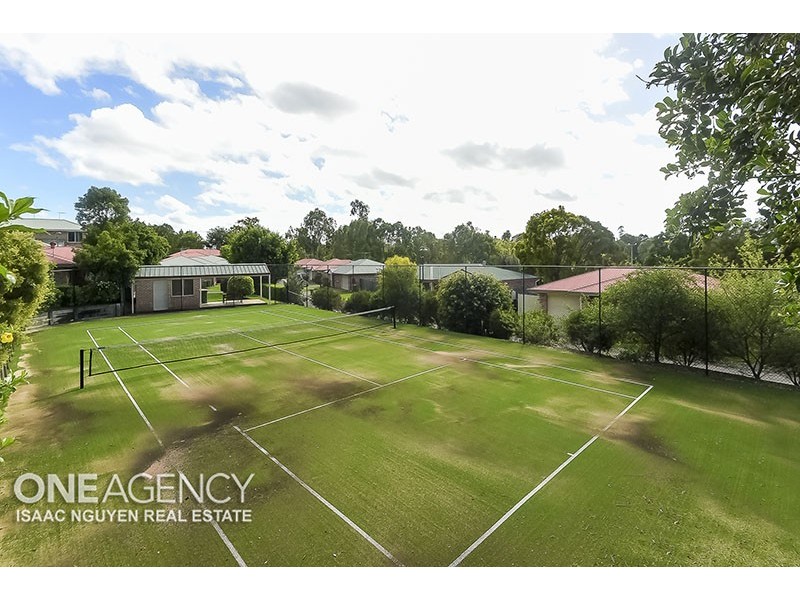 10/17 Gibbs St, Churchill QLD 4305