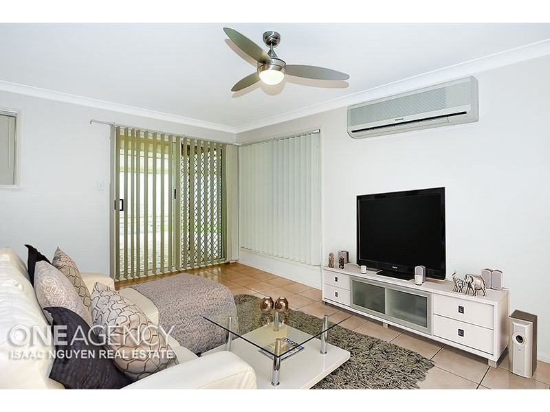 90 Rubicon Cr, Kuraby QLD 4112