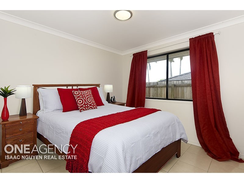 60 Brentford Rd, Richlands QLD 4077