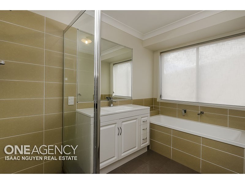 60 Brentford Rd, Richlands QLD 4077