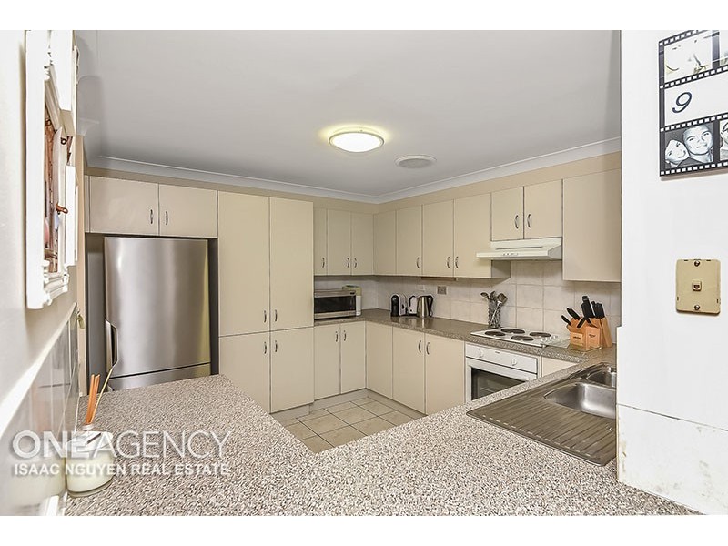 127 Clarendon Circuit, Forest Lake QLD 4078