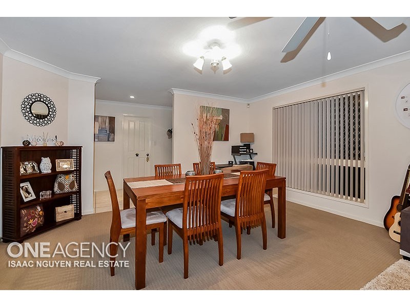 127 Clarendon Circuit, Forest Lake QLD 4078