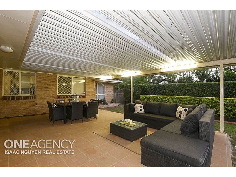 127 Clarendon Circuit, Forest Lake QLD 4078
