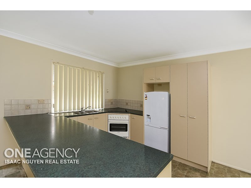 48 Roseglen Street, Greenslopes QLD 4120