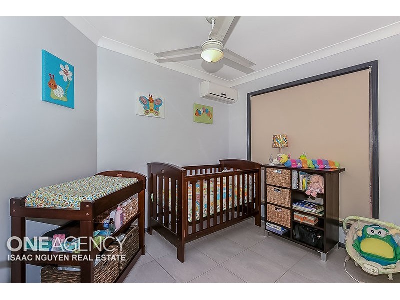 22 Baxter Crescent, Forest Lake QLD 4078