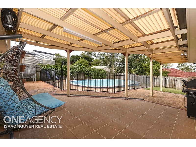 22 Baxter Crescent, Forest Lake QLD 4078