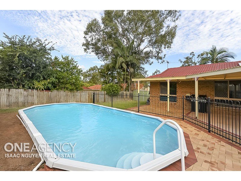 22 Baxter Crescent, Forest Lake QLD 4078