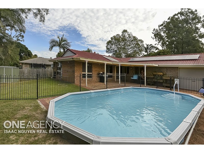 22 Baxter Crescent, Forest Lake QLD 4078
