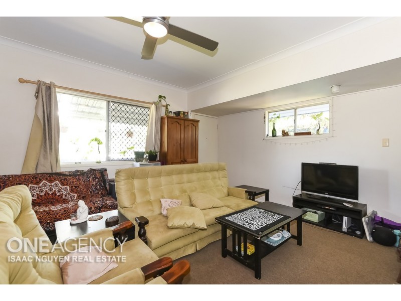 304 Henson Rd, Salisbury QLD 4107