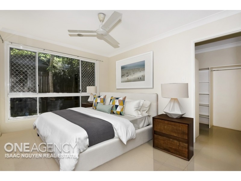 22 Murray Place, Forest Lake QLD 4078