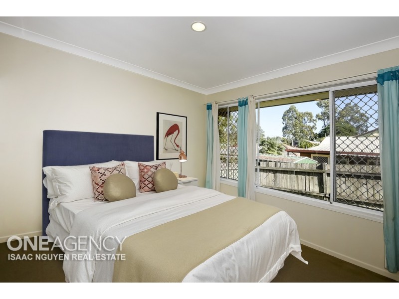 22 Murray Place, Forest Lake QLD 4078