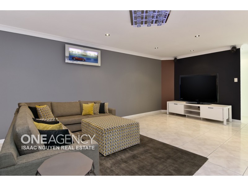 34 Treeline Pl, Durack QLD 4077