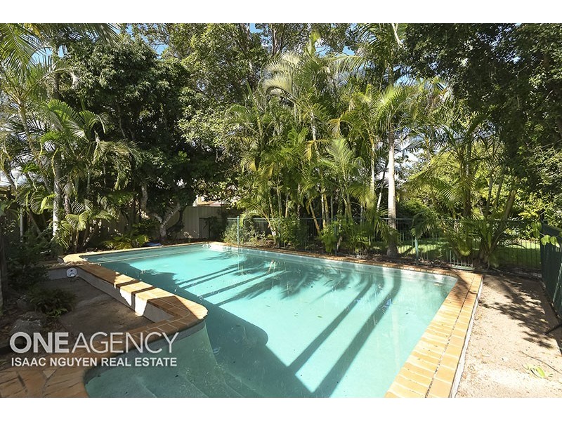 30 Davey Street, Rochedale South QLD 4123