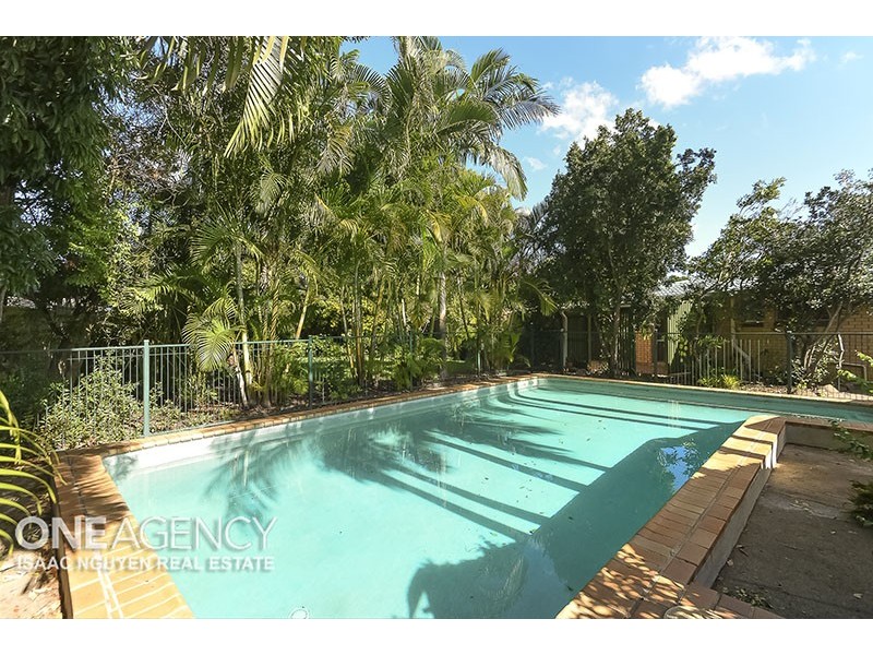 30 Davey Street, Rochedale South QLD 4123