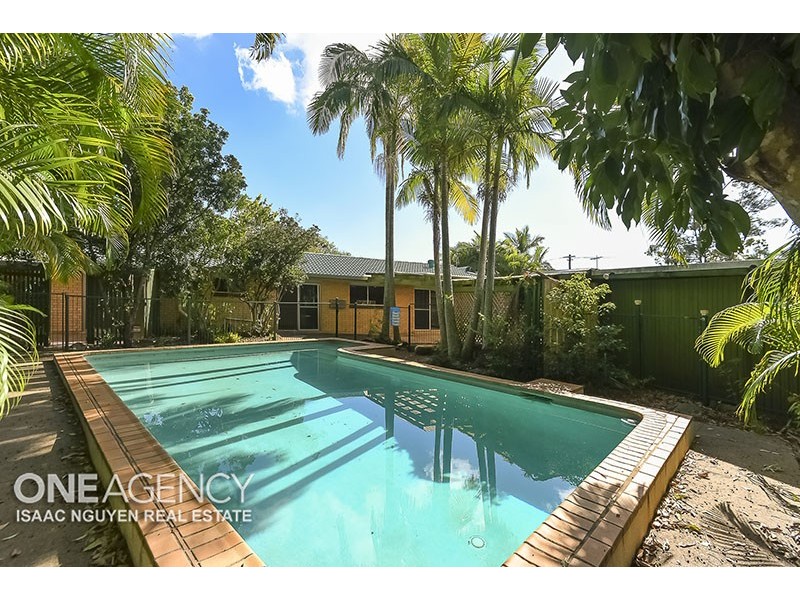 30 Davey Street, Rochedale South QLD 4123