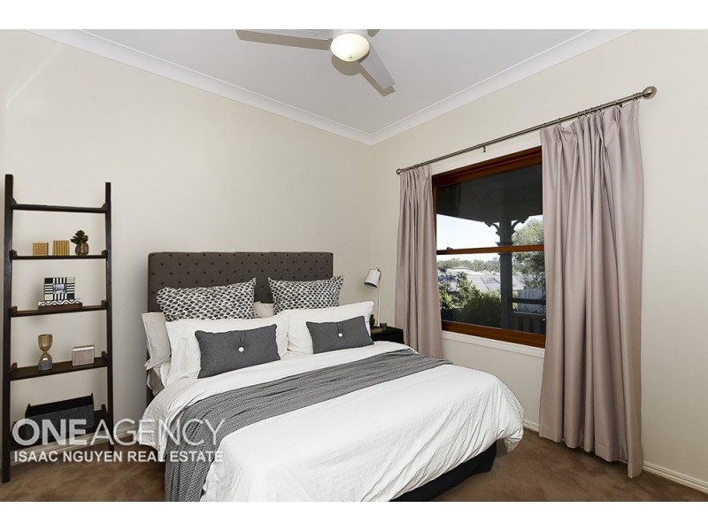 38 Frankland Ave, Waterford QLD 4133