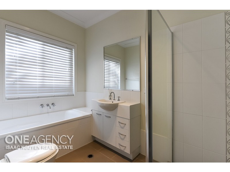 38 Frankland Ave, Waterford QLD 4133