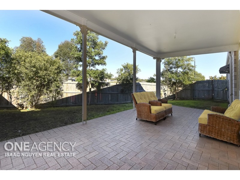 38 Frankland Ave, Waterford QLD 4133