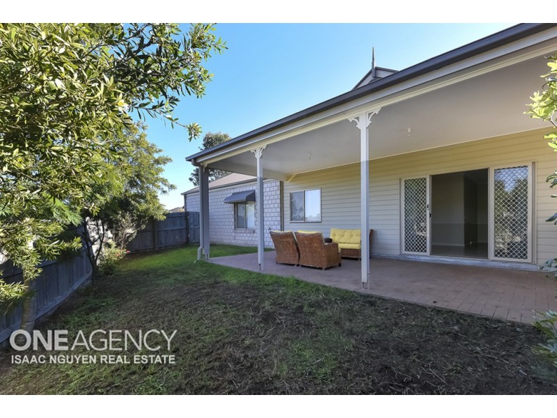 38 Frankland Ave, Waterford QLD 4133