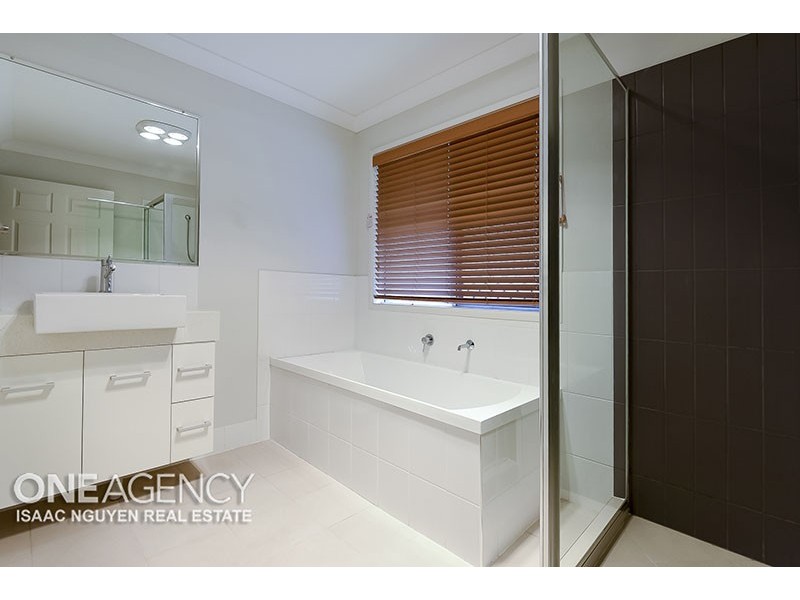 7 Grandview Place, Oxley QLD 4075