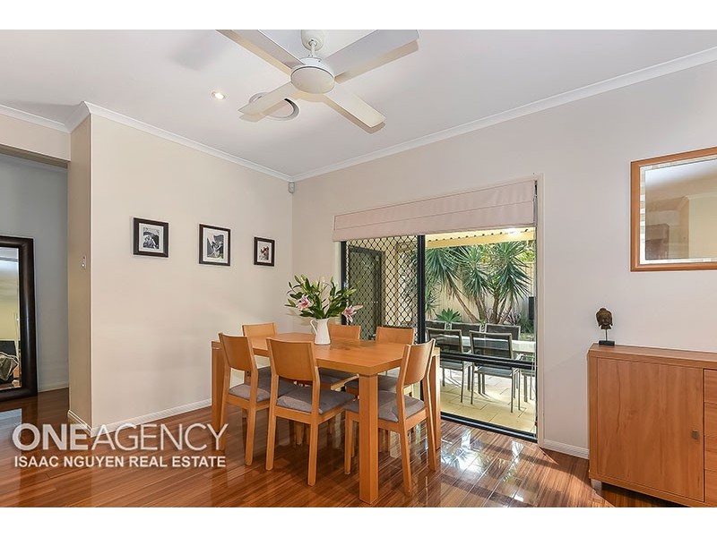 45 Hinchinbrook Cct, Forest Lake QLD 4078