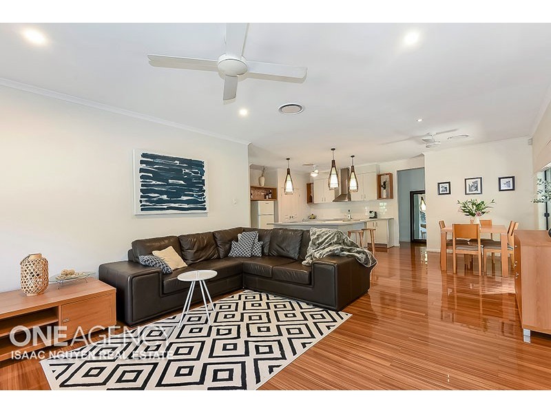 45 Hinchinbrook Cct, Forest Lake QLD 4078