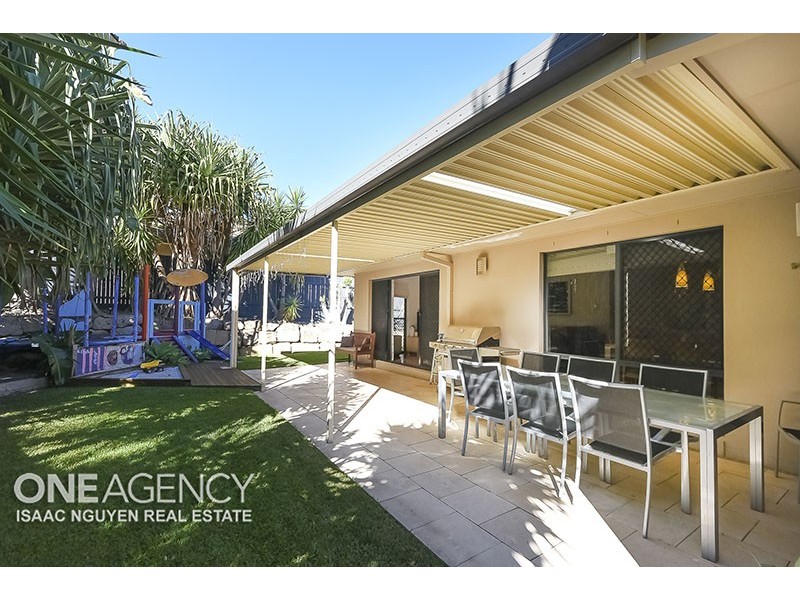 45 Hinchinbrook Cct, Forest Lake QLD 4078