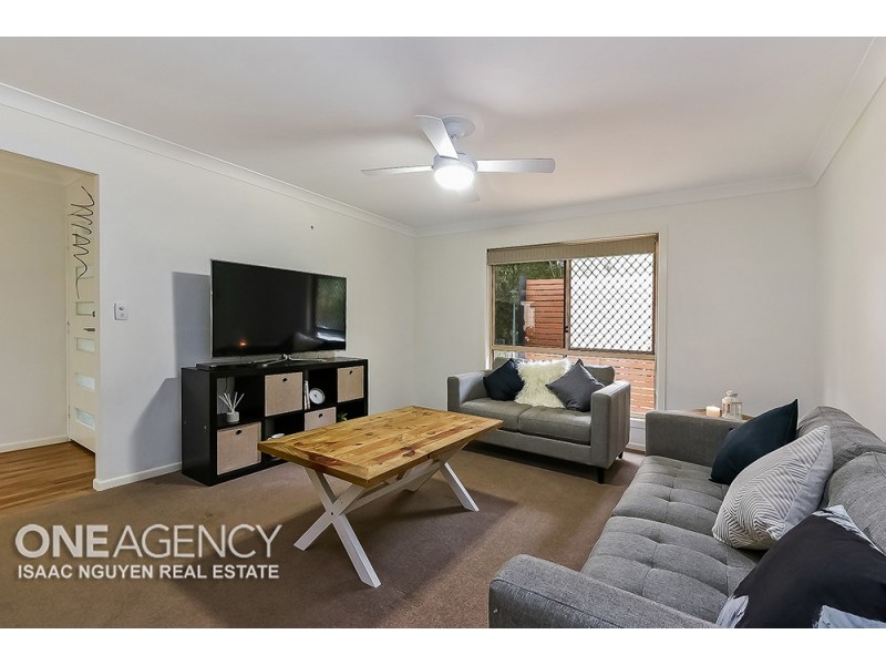 19 Leyburn Cres, Forest Lake QLD 4078