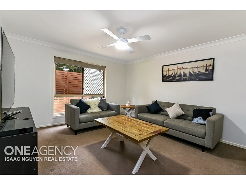 19 Leyburn Cres, Forest Lake QLD 4078
