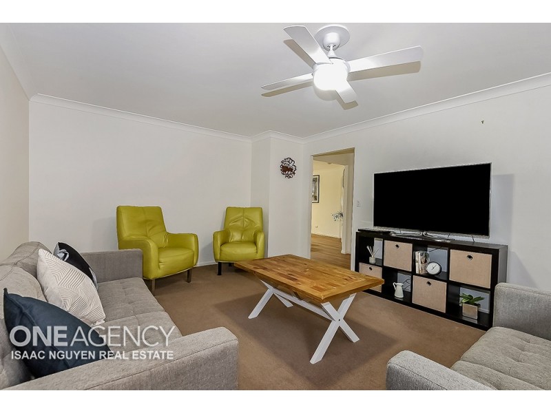 19 Leyburn Cres, Forest Lake QLD 4078