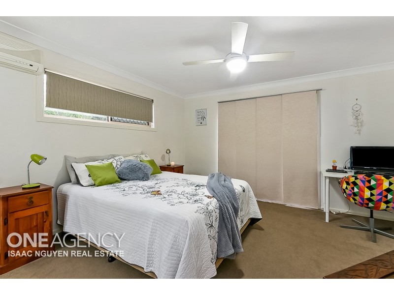 19 Leyburn Cres, Forest Lake QLD 4078