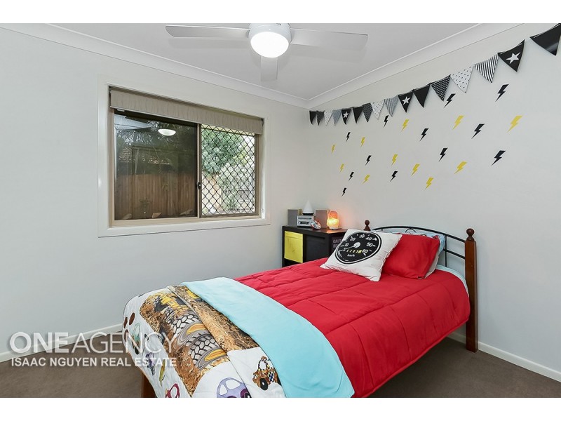 19 Leyburn Cres, Forest Lake QLD 4078