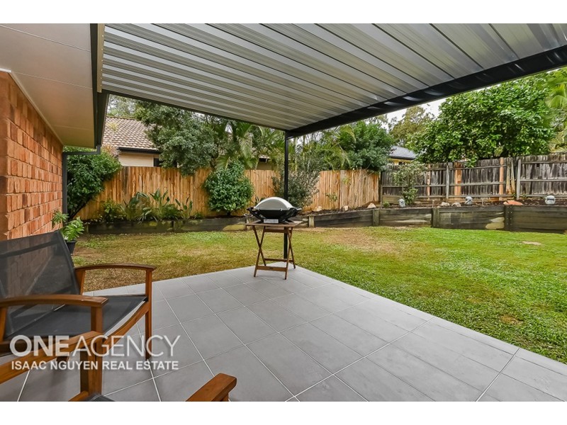 19 Leyburn Cres, Forest Lake QLD 4078