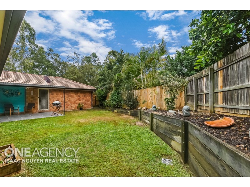 19 Leyburn Cres, Forest Lake QLD 4078