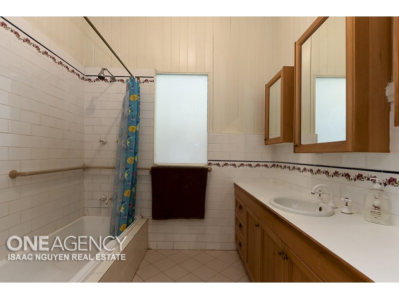 40-42 Owens St, Marburg QLD 4346