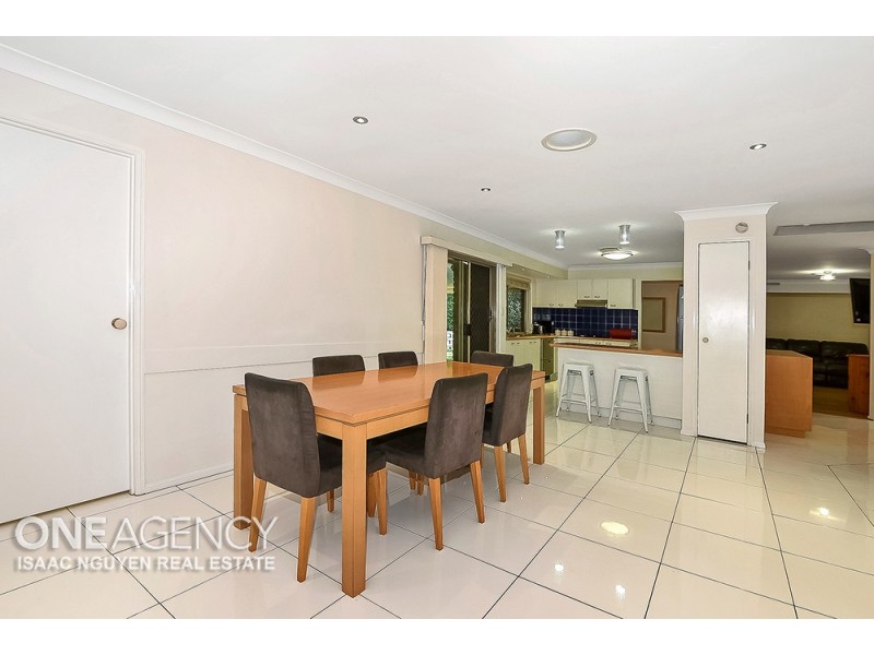 3 Springfield Pl, Forest Lake QLD 4078